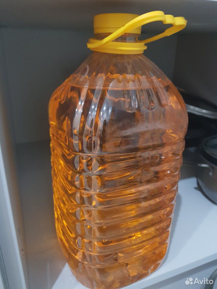 Бутылка 5л масло подсолнечное не рафинированное купить на Зозу.ру - фотография № 1