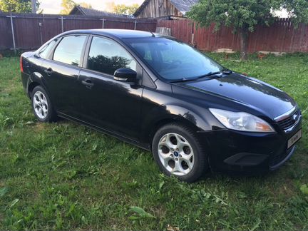 Ford Focus 1.4 МТ, 2011, седан