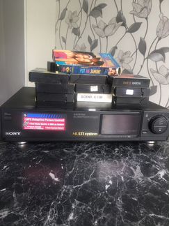 Видеомагнитофон и кассеты (много)
