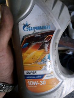 Продам масло Газпром 1литр 10w30