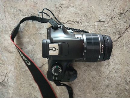 Зеркальный фотоаппарат EOS 1100D