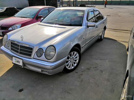 Mercedes-Benz E-класс 3.2 AT, 1998, седан