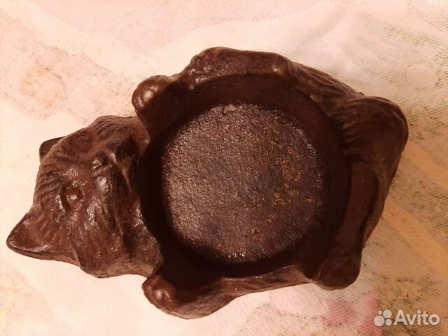 Котёнок - пепельница, чугунное литье (10,5х6)