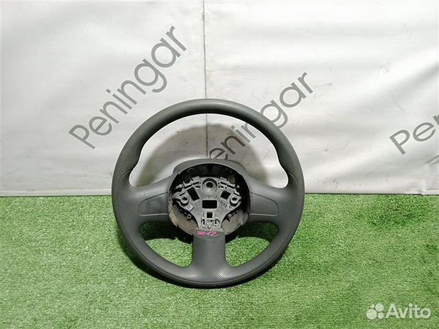 Руль Nissan Cube Z12