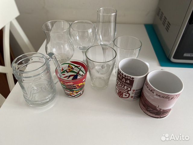 Стаканы, бокалы, кружки