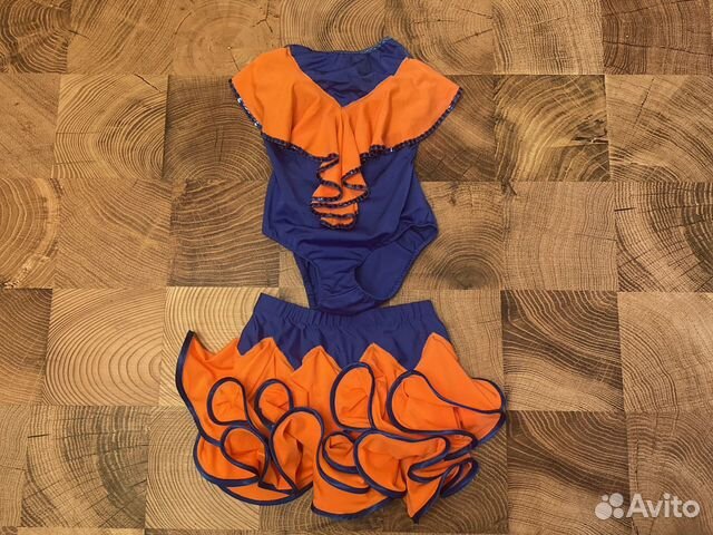 Танцевальный костюм