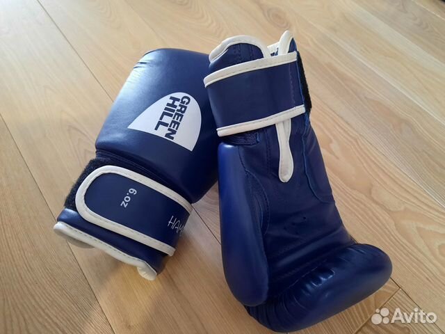 Боксерские перчатки