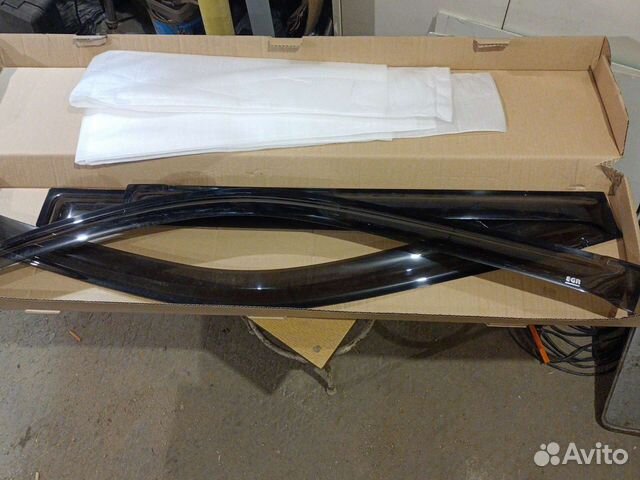 Ветровики prado 150