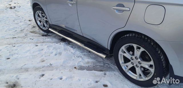 Пороги/обвесы на мицубиси аутлендер