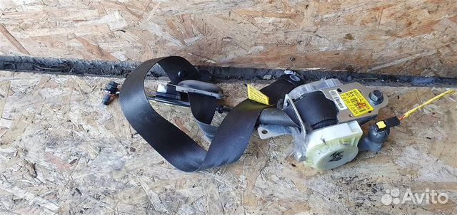 Ремень безопасности передний правый Hyundai i30 2