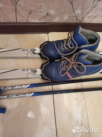Лыжи беговые комплект с ботинками 37размер