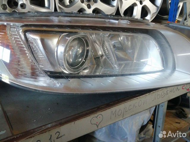 Фара ксенон адаптив правая на Volvo Xc 70,S 80