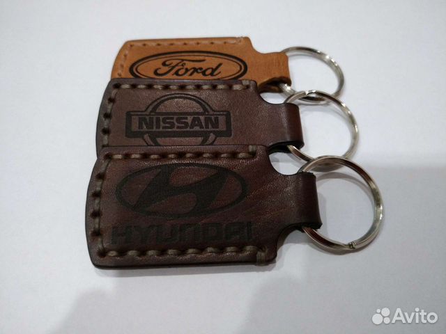 Брелок для ключей из натуральной кожи