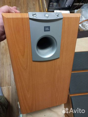 Музыкальная акустика JBL