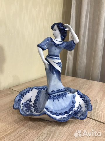 Гжель фарфор Менажница или фруктовница танцовщица