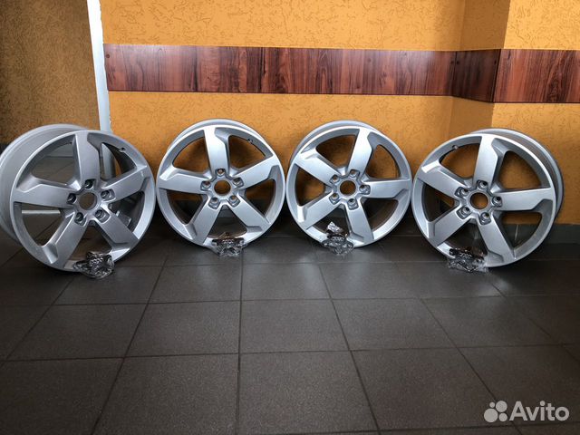 Продам диски для audi Q7 R19