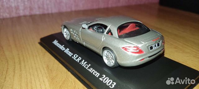 Модель 1/43 Mercedes SLR McLaren 2003