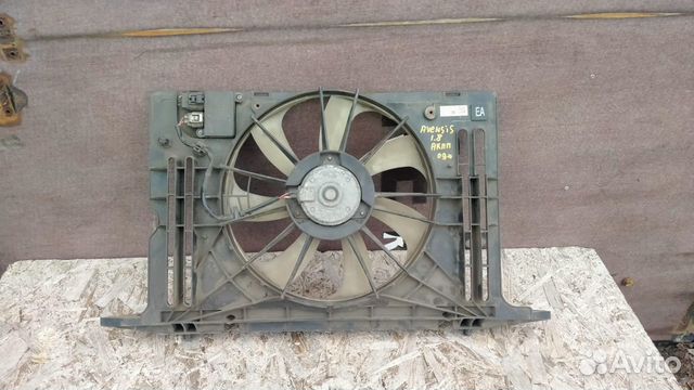 Вентилятор радиатора Toyota Avensis 3