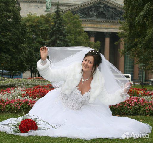 Свадебное платье и шубка (можно отдельно)