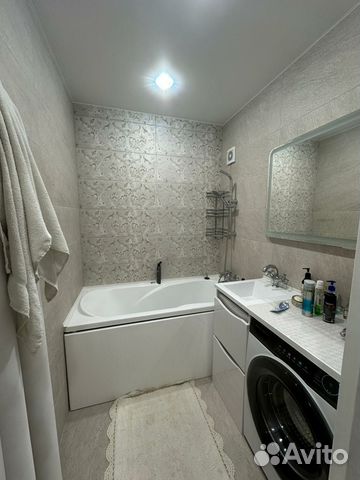 

1-к. квартира, 50 м², 5/5 эт.