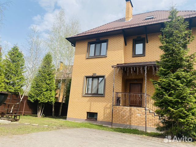 

7-к. дом, 400 м²
