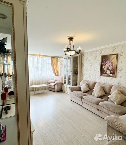 

2-к. квартира, 65 м², 7/14 эт.