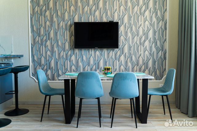 

1-к. квартира, 79 м², 1/10 эт.