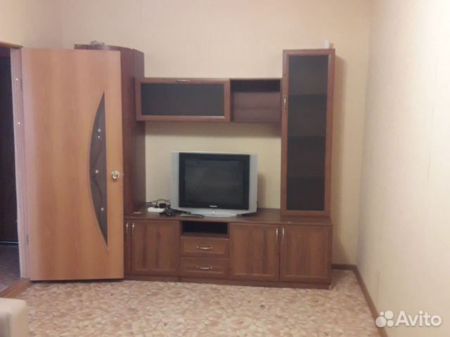 

1-к. квартира, 52 м², 2/5 эт.