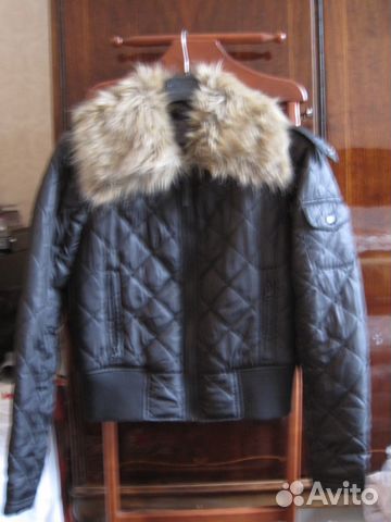 Теплые куртки и ветровка Теплые куртки и ветровка