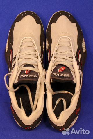 Беговая обувь asics с металлическими шипами лот1о4