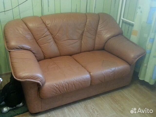Кожаный финский диван двухместный Кожаный финский диван двухместный