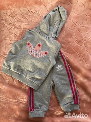 Костюм Adidas новый Костюм Adidas новый