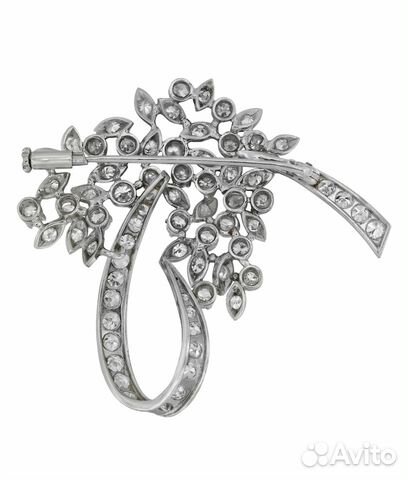 Золотая брошь с бриллиантами Золотая брошь с бриллиантами