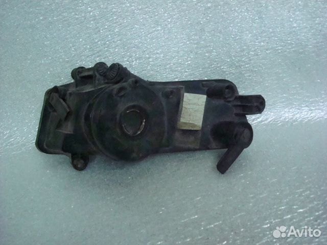 Фара противотуманная правая VW Passat (B7) Фара противотуманная правая VW Passat (B7)