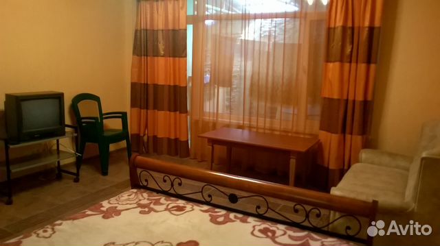 2-к квартира, 48 м², 1/10 эт.