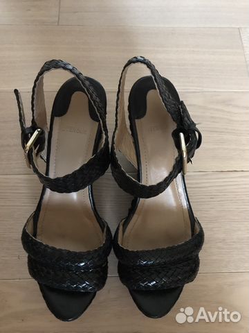 Босоножки Uterque