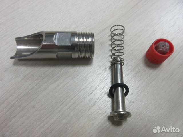 Ниппельная поилка для свиней