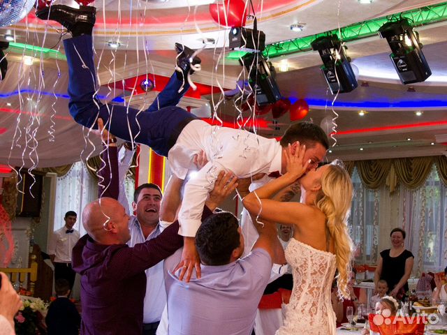 Ведущий, тамада + DJ на свадьбу, выпускной,корпора Ведущий, тамада + DJ на свадьбу, выпускной,корпора