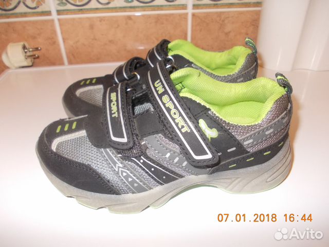 Кроссовки на мальчика, р. 28 Кроссовки на мальчика, р. 28