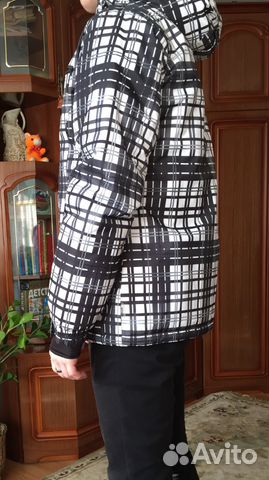 Зимняя спортивная куртка (like new) Зимняя спортивная куртка (like new)