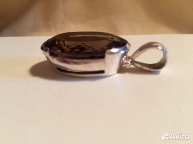 Кулон с раухтопазом Кулон с раухтопазом