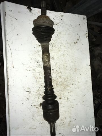 Полуось правая Пежо 406 Peugeot 406