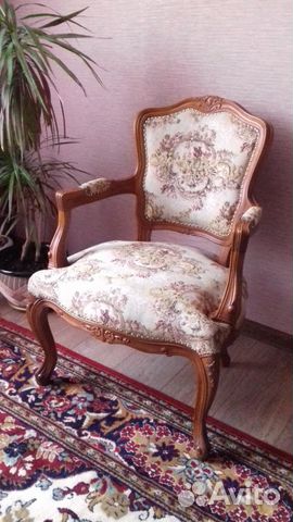 Диван,кресла,стол