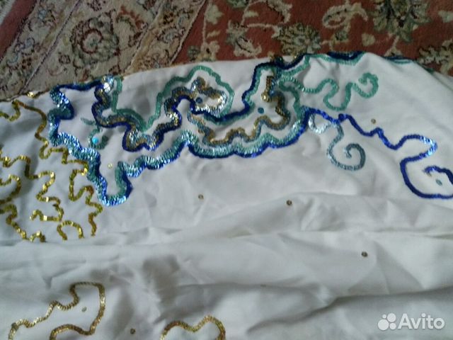 Костюм и аксесуары для восточных танцев