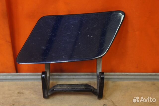 Крышка омывателя фары левая Mercedes W221 S221 05 Крышка омывателя фары левая Mercedes W221 S221 05