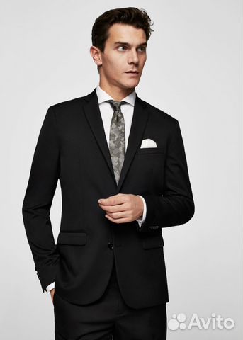 Новый пиджак Zara Premuim, чистая шерсть, черный Новый пиджак Zara Premuim, чистая шерсть, черный