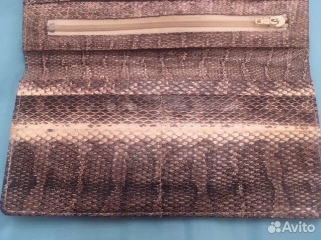 Кошелек из змеиной кожи Кошелек из змеиной кожи