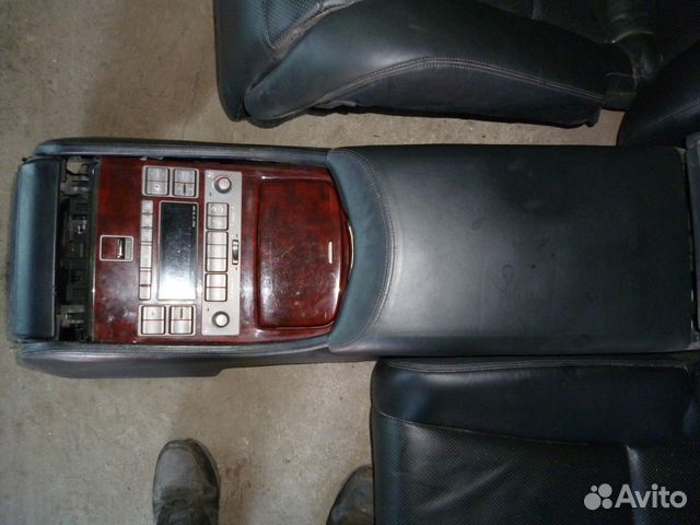 Сиденья Ottoman Lexus LS460 Сиденья Ottoman Lexus LS460