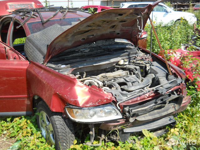 Volvo S40 2008г разбираем Volvo S40 2008г разбираем