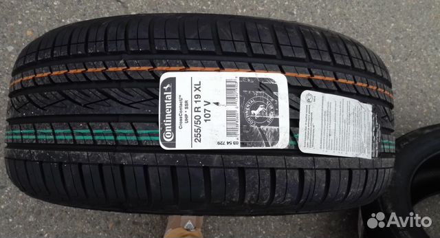 Новые Continental crosscontactuhp 255/50R19 SSR RF